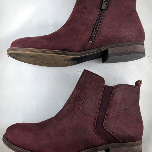 Franco Sarto "Kane" burgundy nubuck side zip ankle boots | Size 7.5 (EU 37.5) - Picture 5 of 8